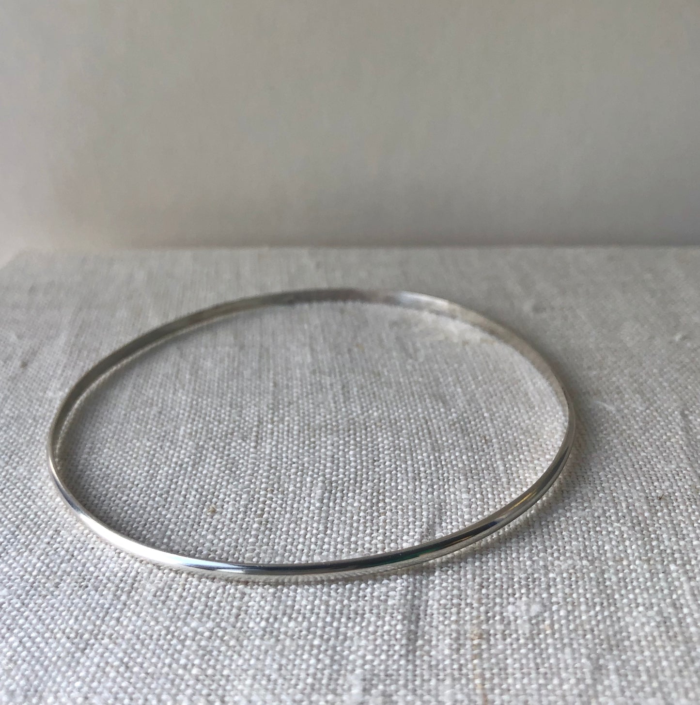 Thin bangle, sterling silver